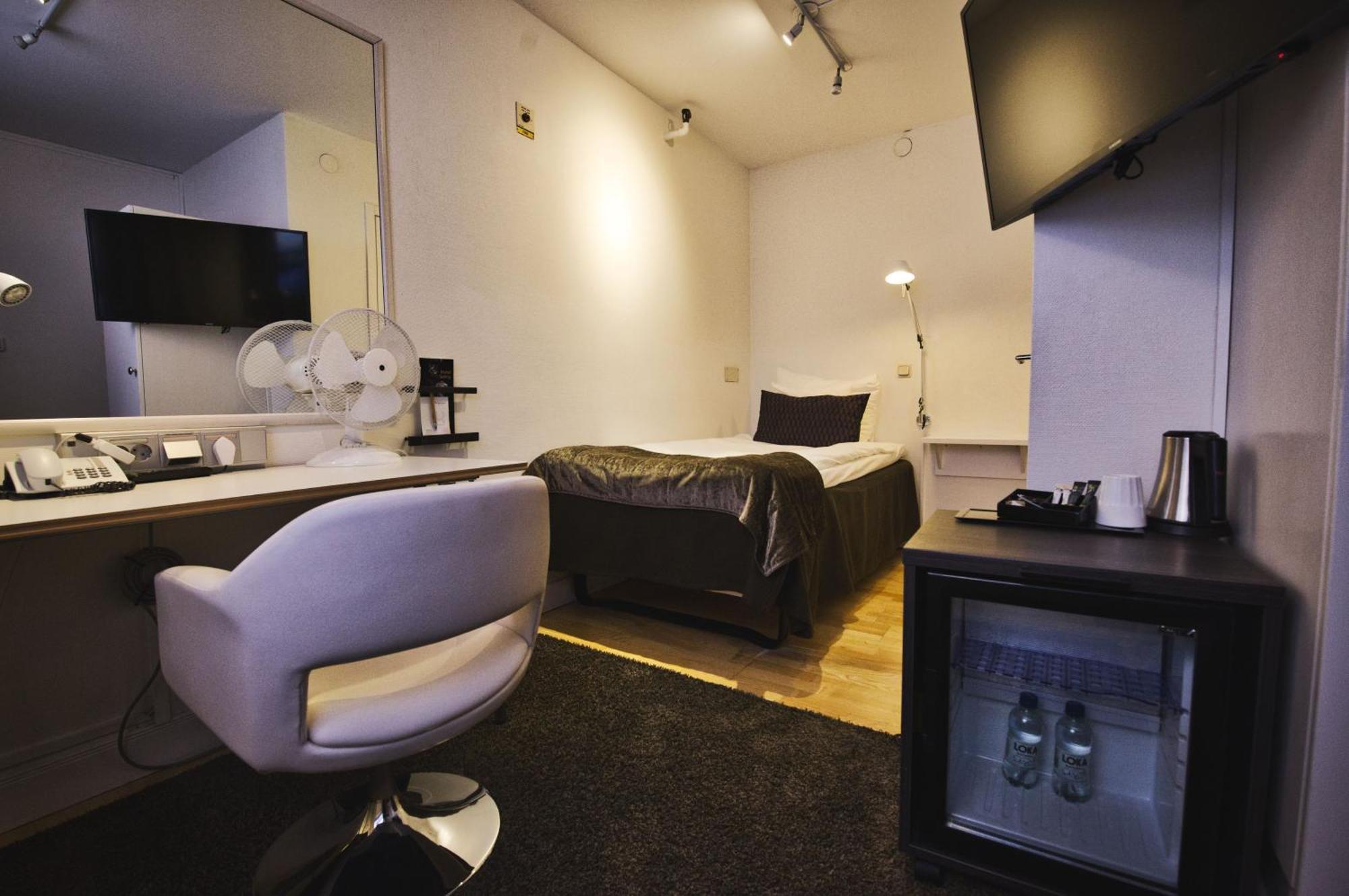 Cabin Room (Without Windows),1610216431:JPEG